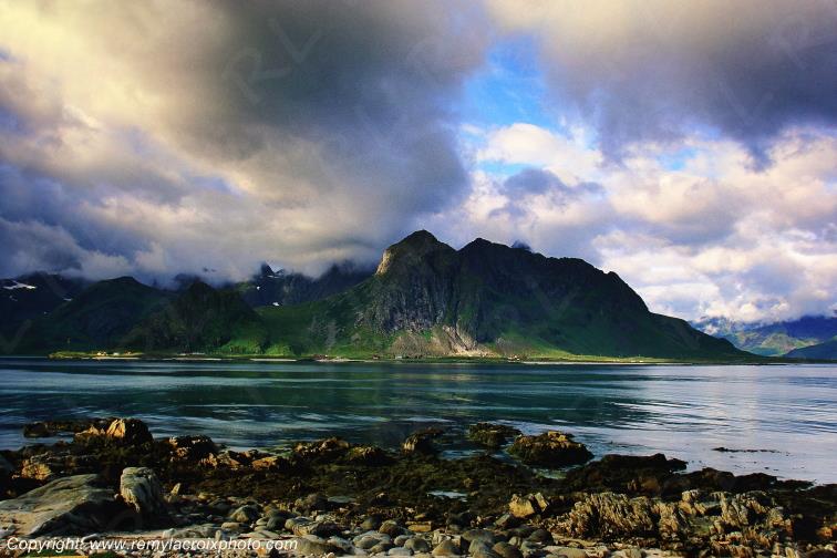 Flakstadoy Island Lofoten Norv�ge Norway www.remylacroixphoto.com