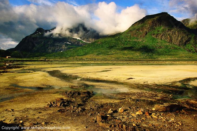 Flakstadoy Island Lofoten Norv�ge Norway www.remylacroixphoto.com