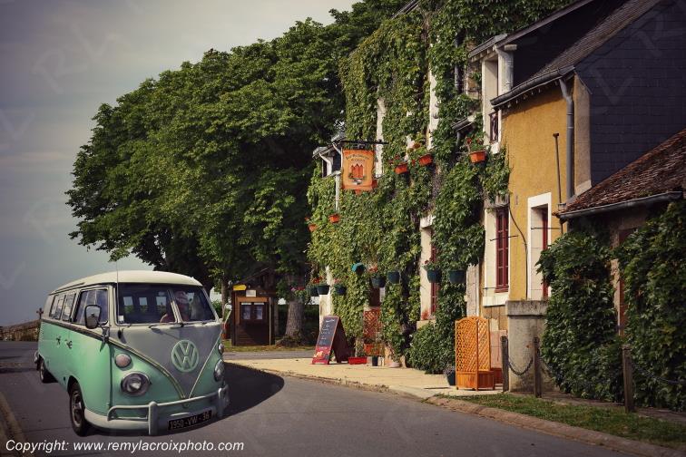 VW Combi 1950 Sarzay Indre Berry Centre Val de Loire France www.remylacroixphoto.com
