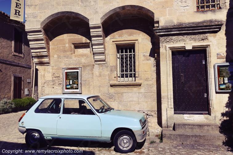 Renault 5 Les Baux de Provence Bouches du Rh�ne PACA France www.remylacroixphoto.com