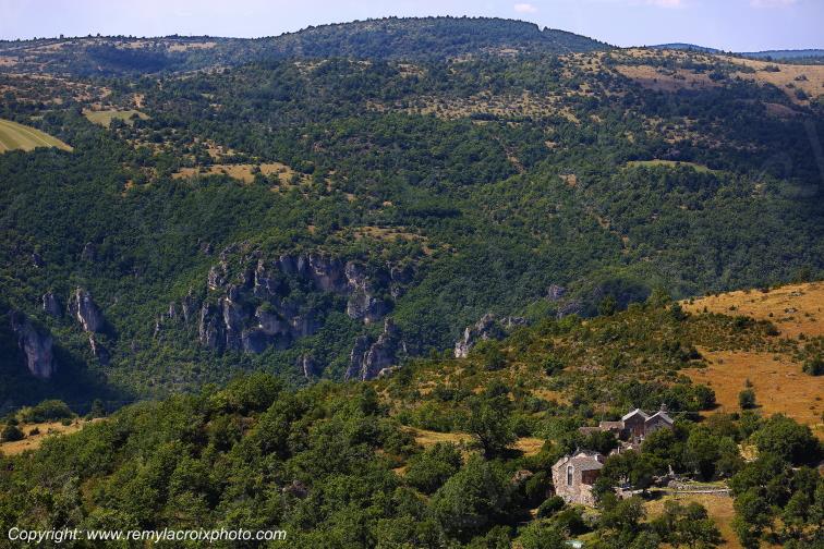 Revens Causse Noir Gard Occitanie Languedoc Roussillon France www.remylacroixphoto.com