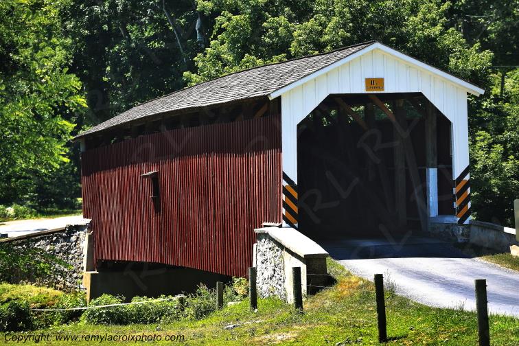 Neff's Mill bridge Lancaster Dutch County Pennsylvania Pennsylvanie USA ww.remylacroixphoto.com