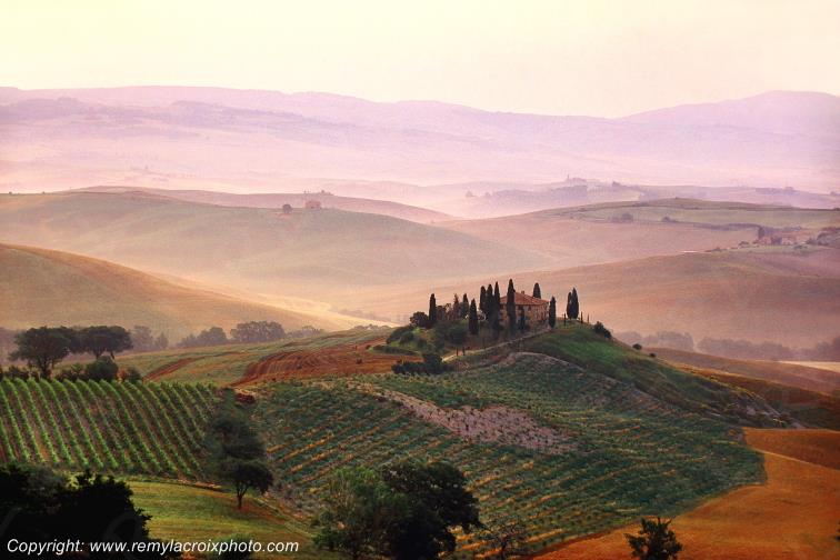 San Quirico Crete Senesi Val d'Orcia Tuscany Italy Toscane Italie www.remylacroixphoto.com