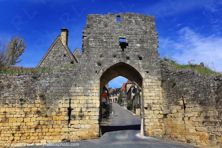 Domme Dordogne Nouvelle Aquitaine France www.remylacroixphoto.com
