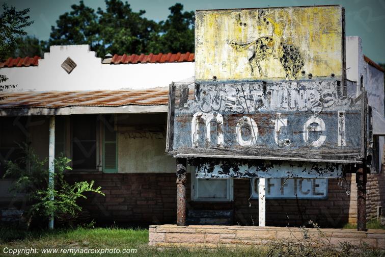 West Wind Motel Route 66 Erick Oklahoma USA www.remylacroixphoto.com