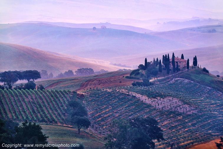San Quirico Crete Senesi Val d'Orcia Tuscany Italy Toscane Italie www.remylacroixphoto.com