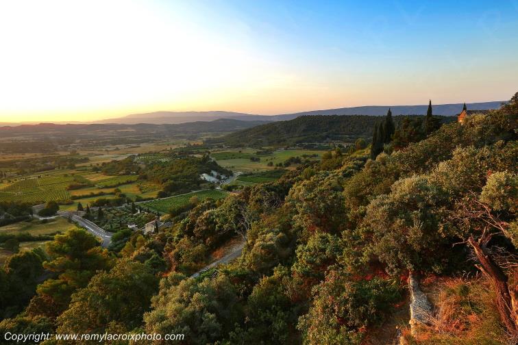 Gordes Lub�ron Vaucluse Provence Alpes C�te d'Azur PACA France www.remylacroixphoto.com