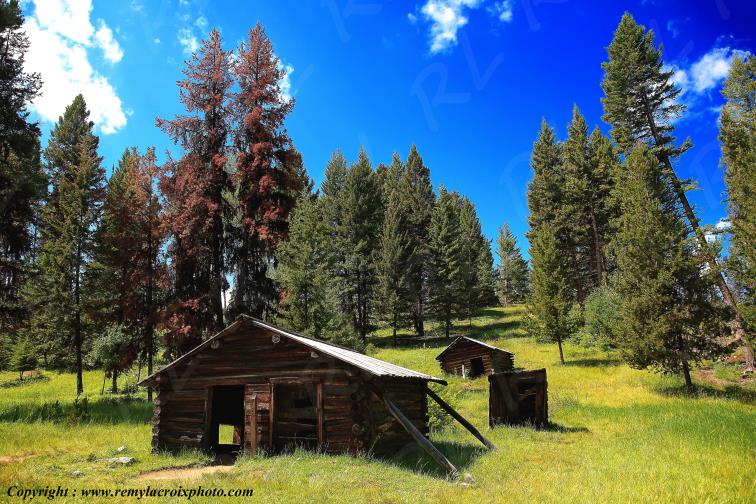 Garnet Ghost-Town Rocky Mountains Montana USA www.remylacroixphoto.com #garnet #montana #ghosttown