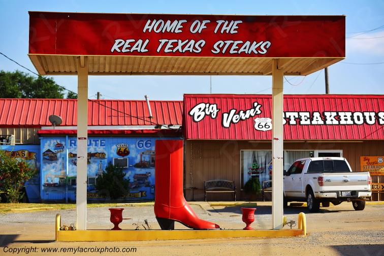 Big Vern's Steackhouse Route 66 Shamrock Texas USA www.remylacroixphoto.com
