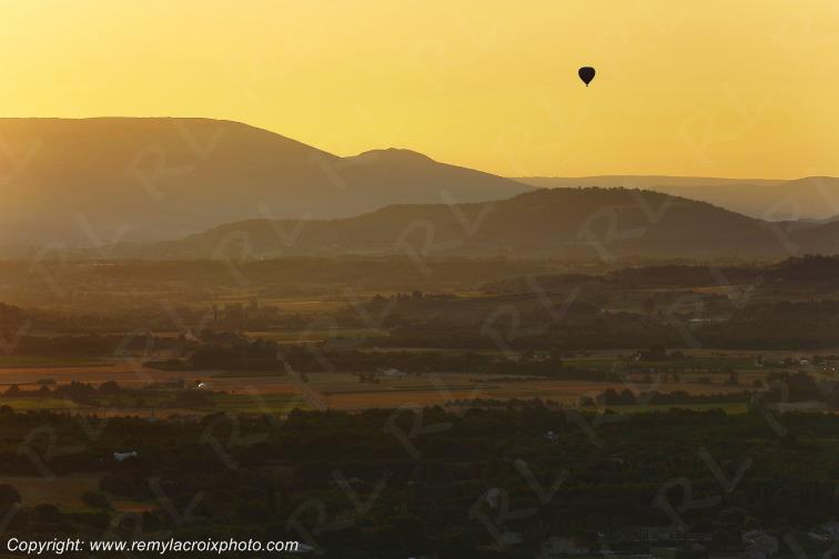Gordes Lub�ron Vaucluse Provence Alpes C�te d'Azur PACA France www.remylacroixphoto.com
