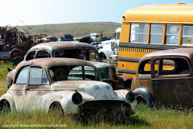 Ford Pontiac wrecks Saskatchewan Canada www.remylacroixphoto.com #wreck #pontiac #ford