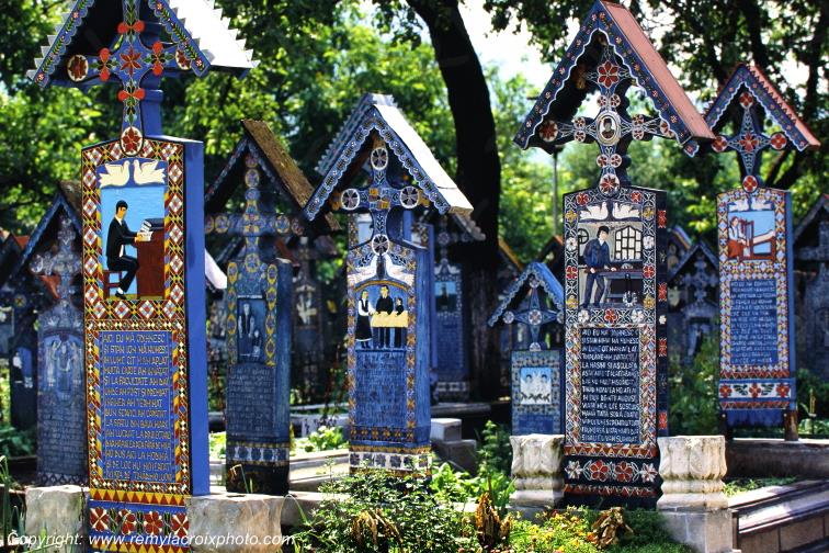Sapanta Cimeti�re Joyeux Merry Cemetery Maramures Romania Roumanie www.remylacroixphoto.com
