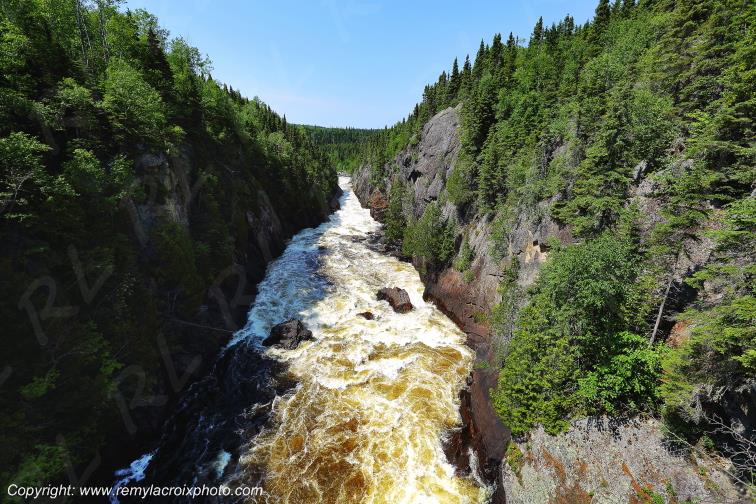 White river Pukaskwa National Park Ontario Canada www.remylacroixphoto.com