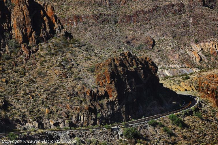 Mojave desert Sitgreaves Pass Route 66 Mother Road Arizona USA www.remylacroixphoto.com