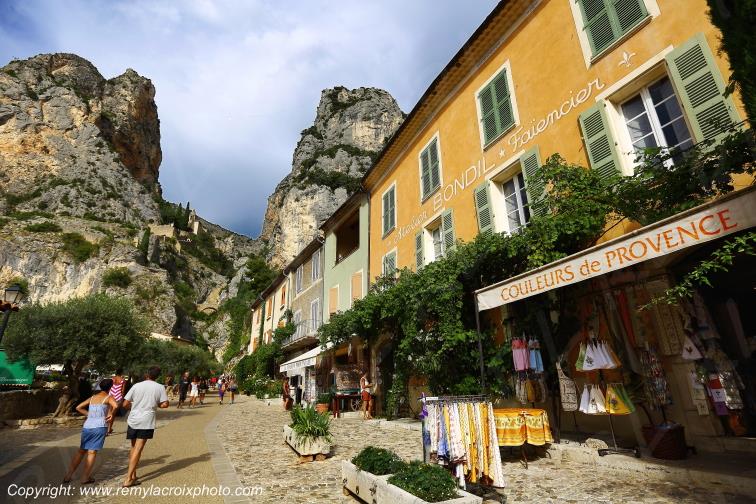 Moustiers Sainte Marie Alpes de Haute-Provence PACA France www.remylacroixphoto.com