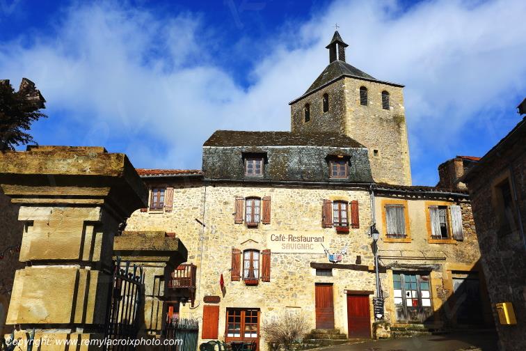 Peyrusse-Le-Roc Aveyron Occitanie France www.remylacroixphoto.com