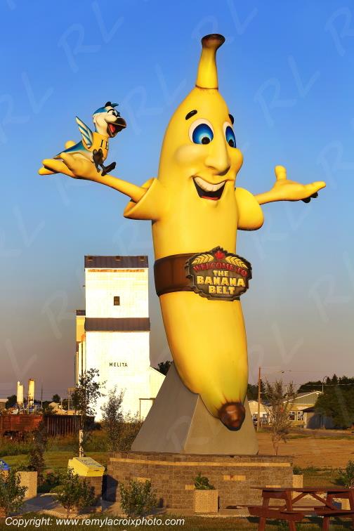 Melita Sunny The Banana Belt Manitoba Great Plains Canada www.remylacroixphoto.com
