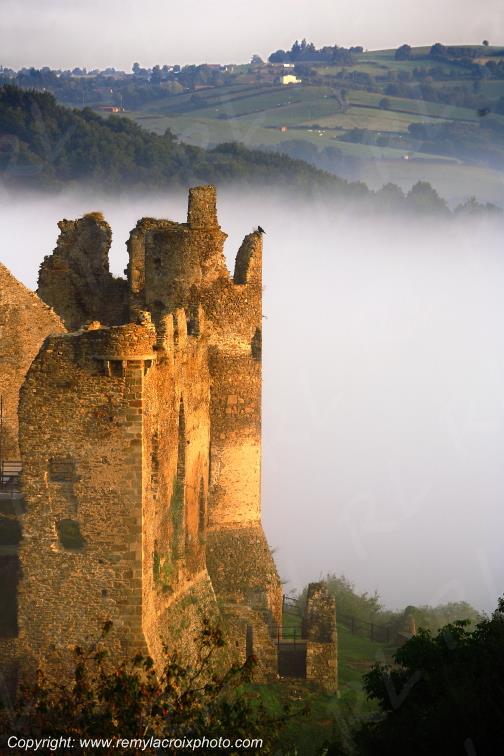 Ch�teau Rocher val de Sioule Puy de D�me Auvergne Rh�ne-Alpes France www.remylacroixphoto.com