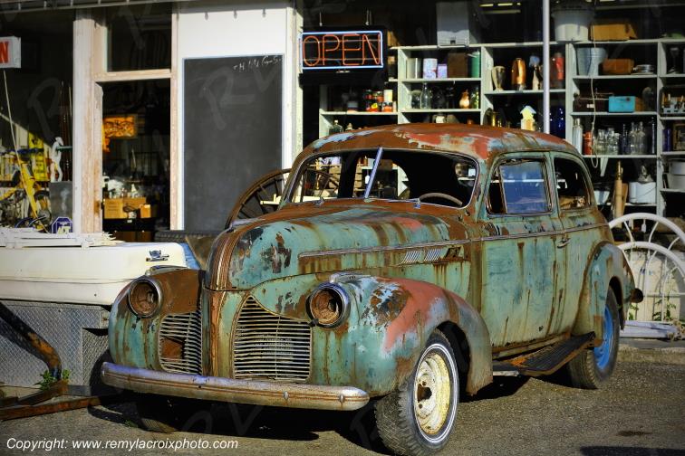 Pontiac Deluxe 1940 wreck Clinton British Columbia Canada #pontiac #deluxe #canada #clinton