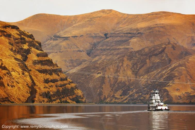 Snake River Ferry Boat Clarkston Washington USA www.remylacroixphoto.com