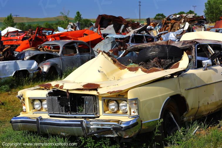 Mercury Grand Marquis 1975 wreck Saskatchewan Canada www.remylacroixphoto.com #wreck #mercury #grandmarquis75