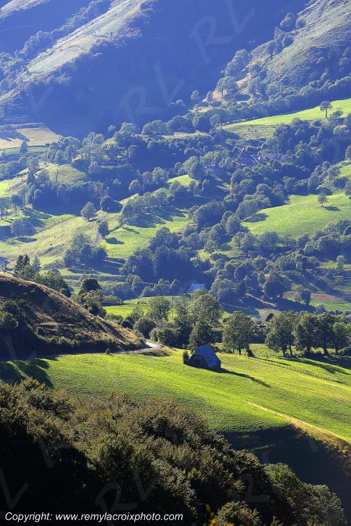 Vall�e de la Jordanne Cantal Auvergne Rh�ne-Alpes France www.remylacroixphoto.com
