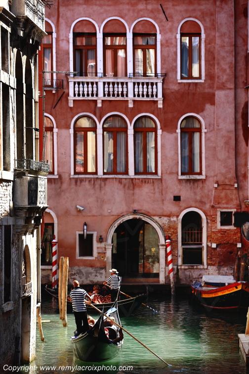 Venise Canaux Gondoles Venice V�n�tie Italie Veneto Italia www.remylacroixphoto.com