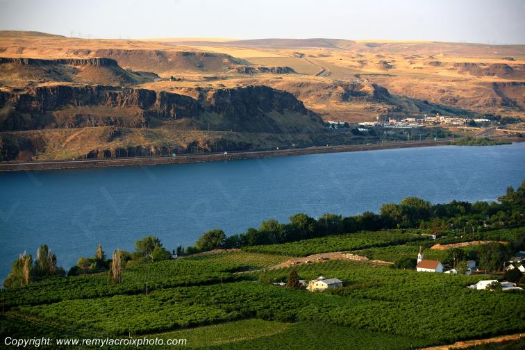 Columbia River Maryhill Washington USA www.remylacroixphoto.com