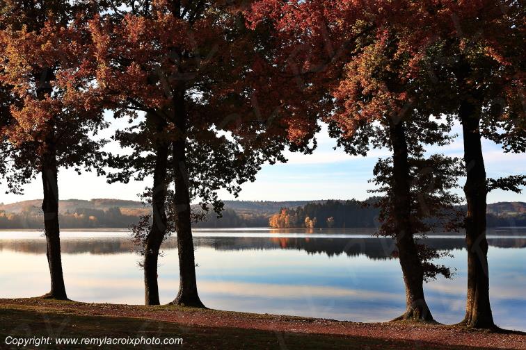 Lac des Settons Morvan Ni�vre Bourgogne Franche Comt� France www.remylacroixphoto.com