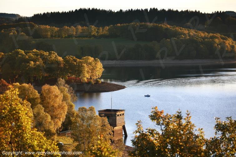 Lac de Vassivi�re Auphelle Haute Vienne Limousin Nouvelle Aquitaine France www.remylacroixphoto.com