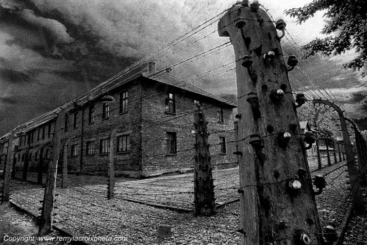 Auschwitz Birkenau camp de concentration enceinte Haute-Sil�sie Pologne www.remylacroixphoto.com