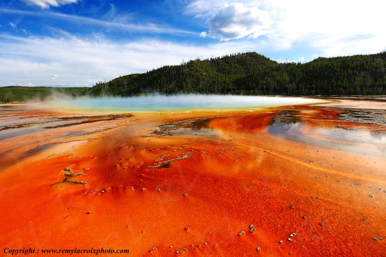 Grand Prismatic Spring Yellowstone National Park Wyoming USA www.remylacroixphoto.com