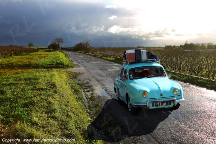 Renault Dauphine 1960 Beaune C�te d'Or Bourgogne France www.remylacroixphoto.com