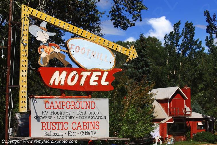 Dayton Foothill's Motel Sign Wyoming USA www.remylacroixphoto.com