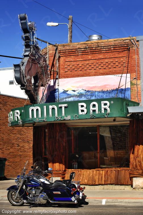 Sheridan Mint Bar Sign Wyoming USA ww.remylacroixphoto.com